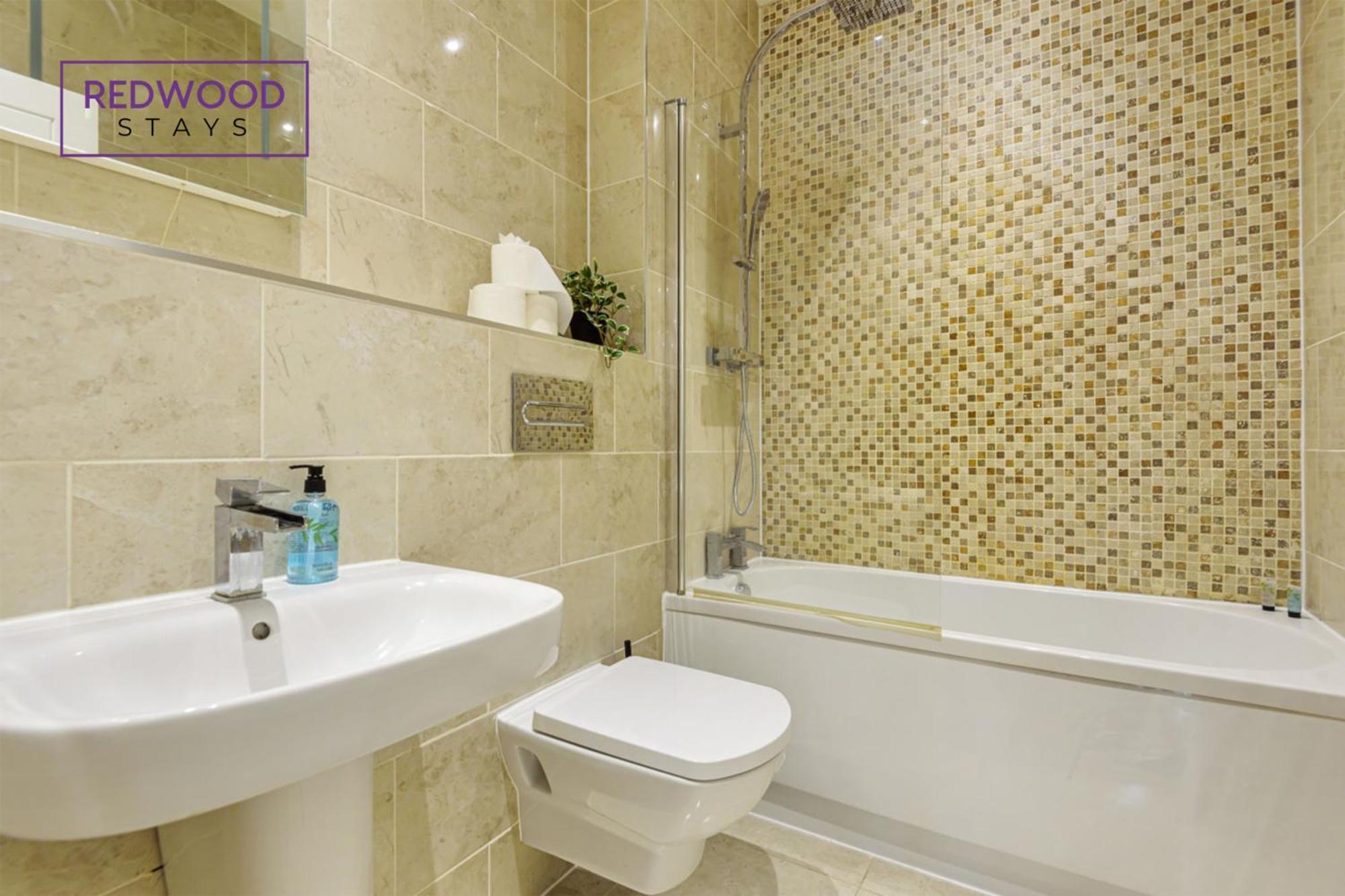 1 Bed 1 Bath Town Center Apartments For Corporates & Contractors, Wifi, Netflix And Parking On Selected Units By Redwood Stays Aldershot Exteriér fotografie