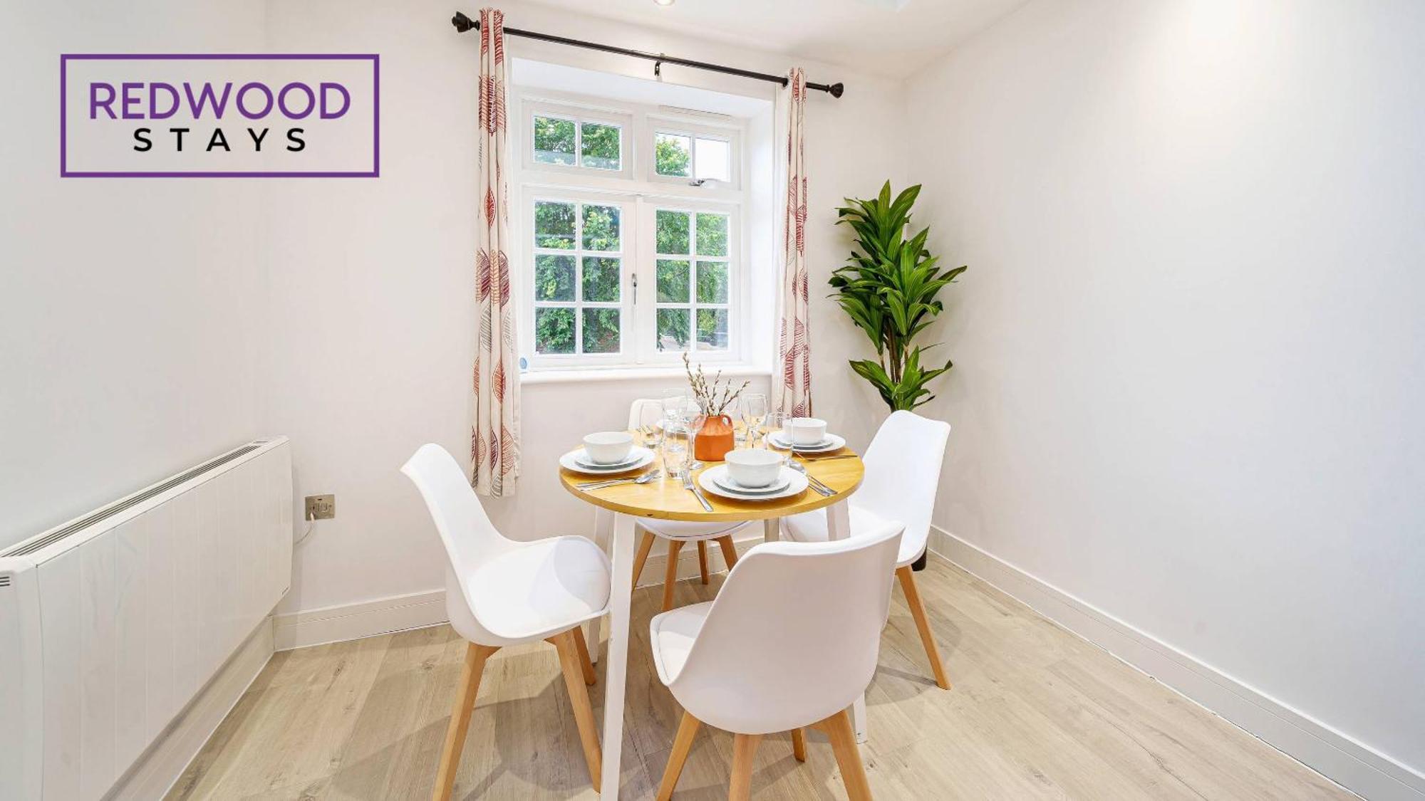 1 Bed 1 Bath Town Center Apartments For Corporates & Contractors, Wifi, Netflix And Parking On Selected Units By Redwood Stays Aldershot Exteriér fotografie